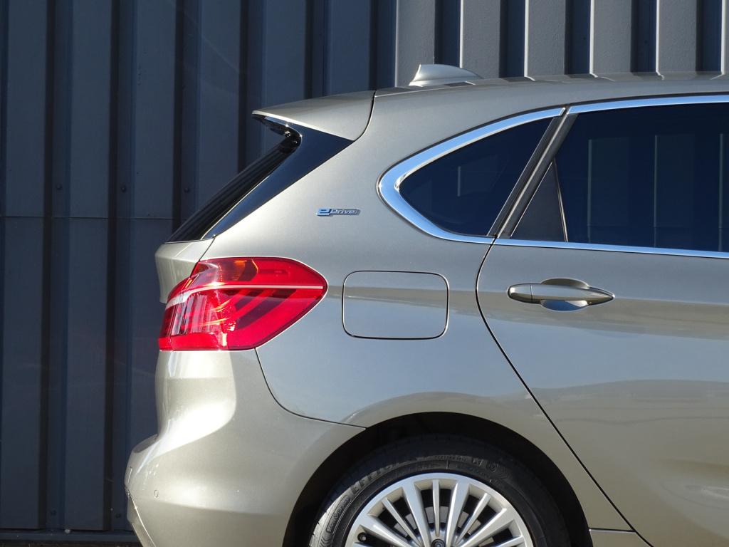 BMW 2-serie active tourer 225xe iperformance high executive luxury line | l