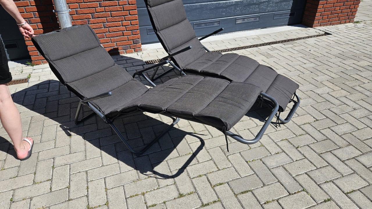 Ligstoelen ( kiepbaar ) type PARMA