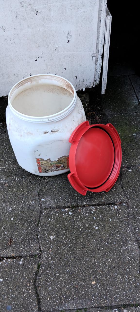 STEVIGE HOUTEN PAAL, TON, PLANK