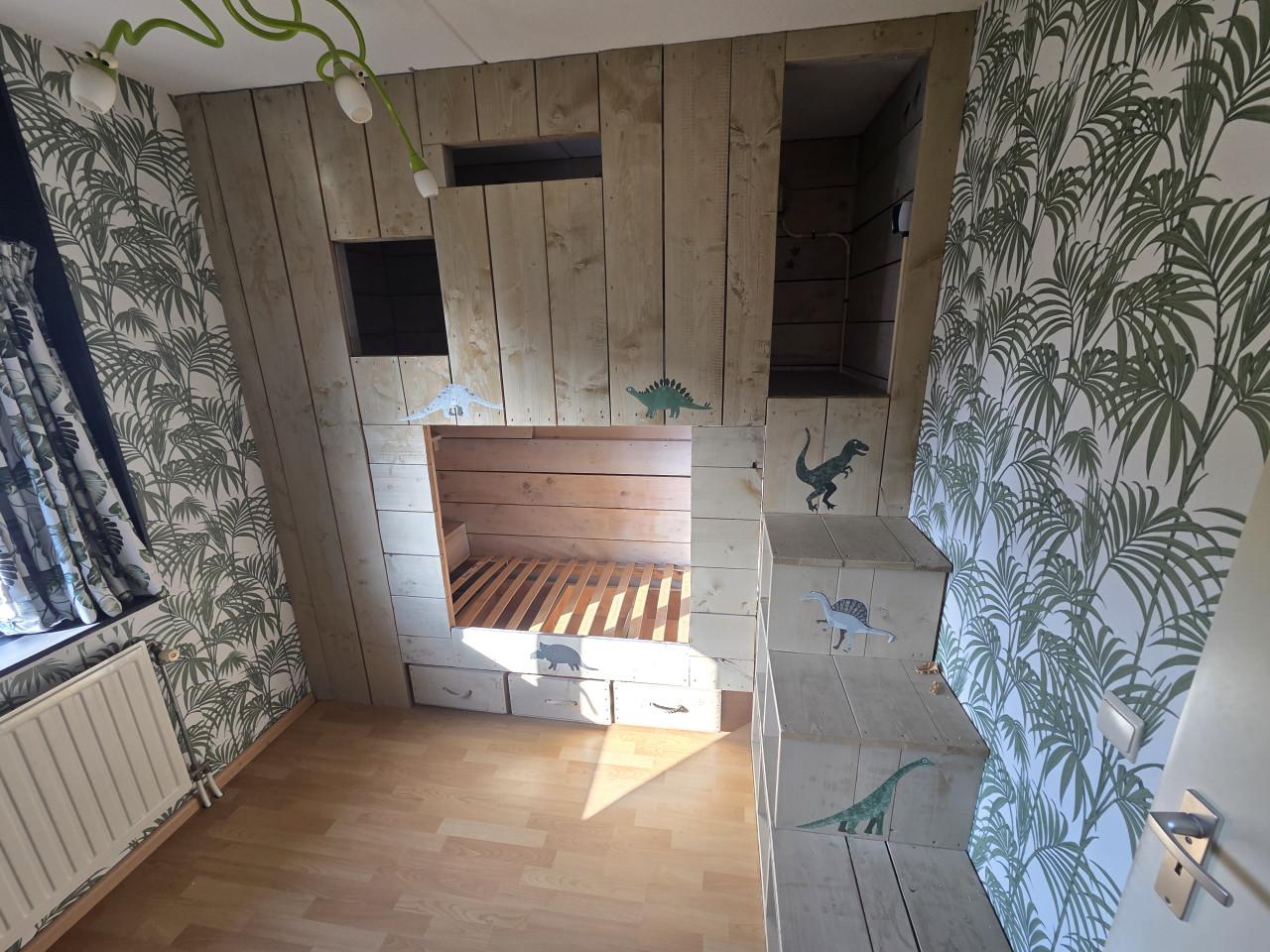 Kinderbed met speelhut