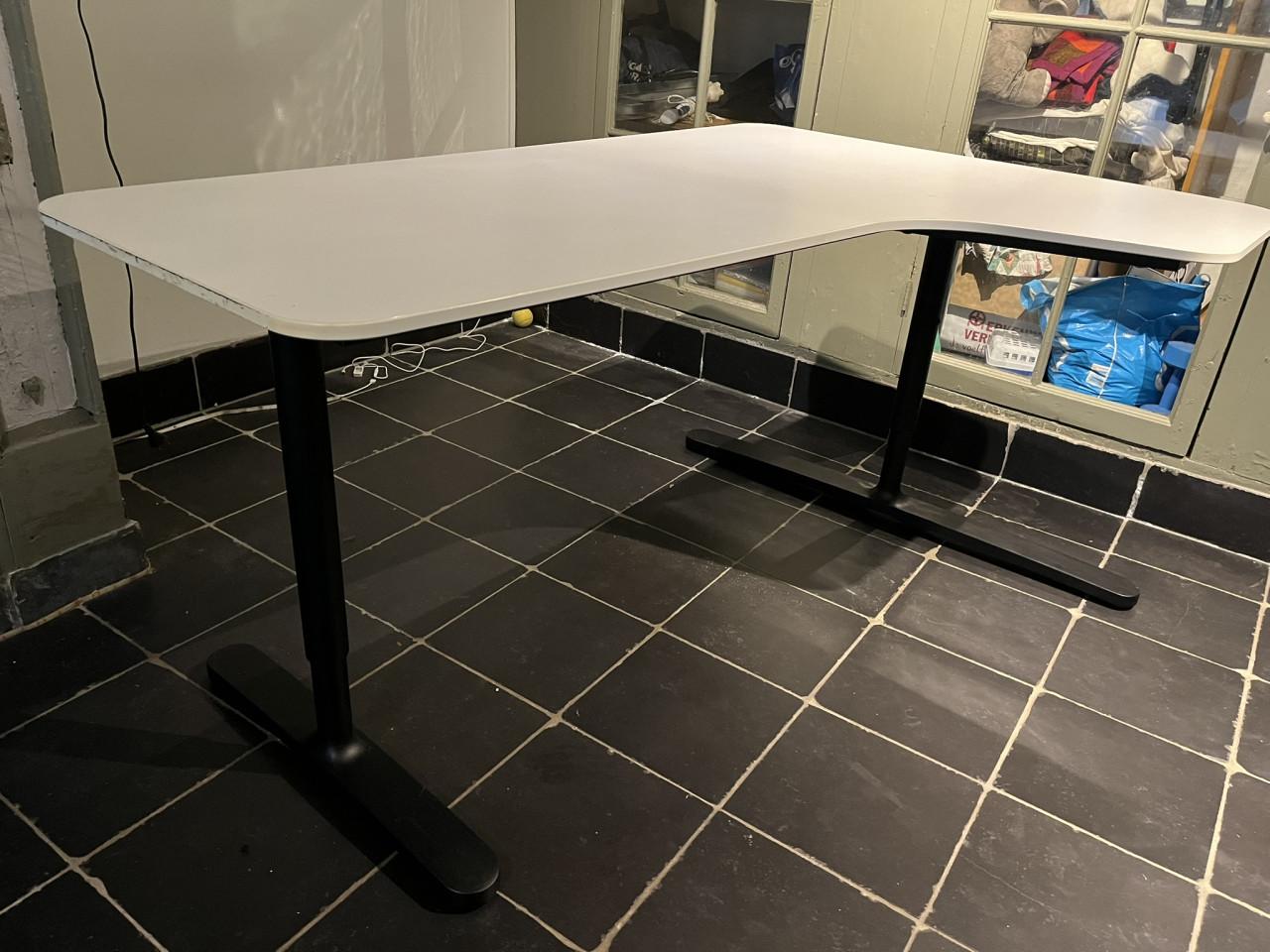 Royaal bureau