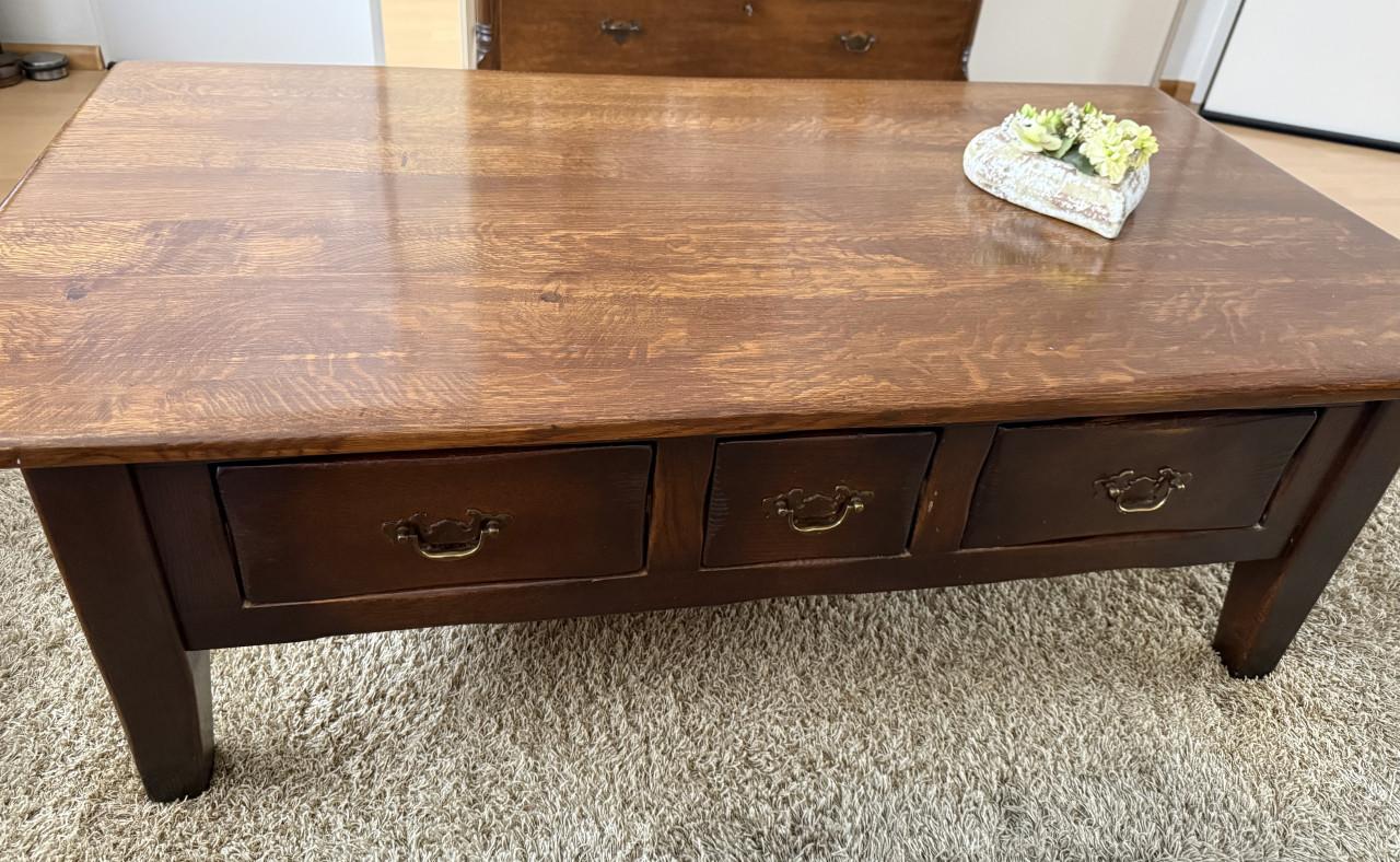 Stevige, mooie onbeschadigde Teak/Eiken Salontafel.