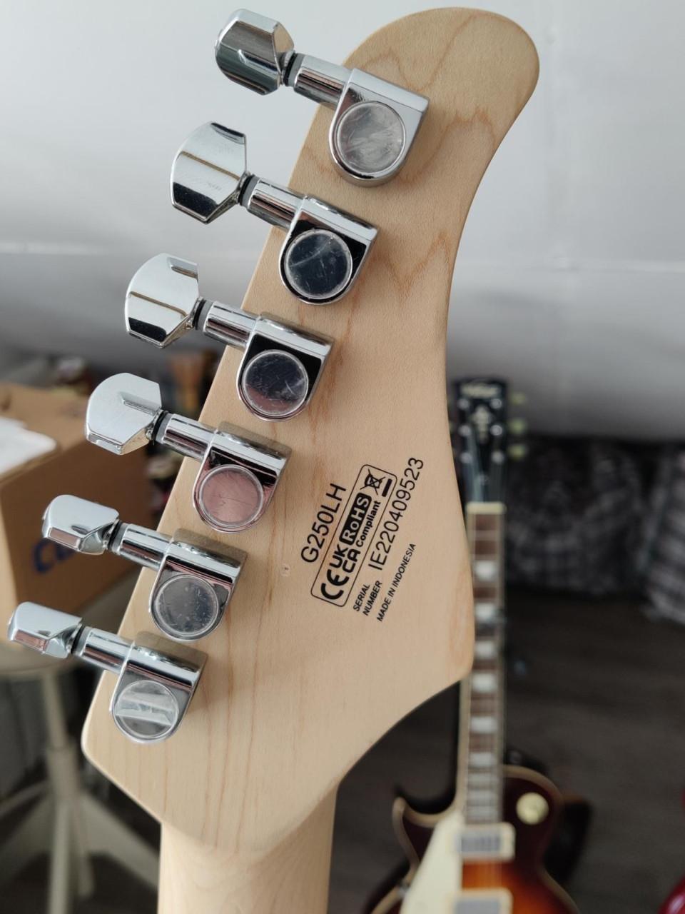 Linkshandige elektrische gitaar Cort G-250