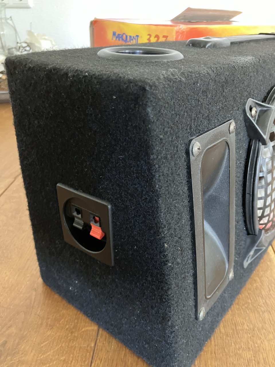 Marquant 327 – vintage boombox