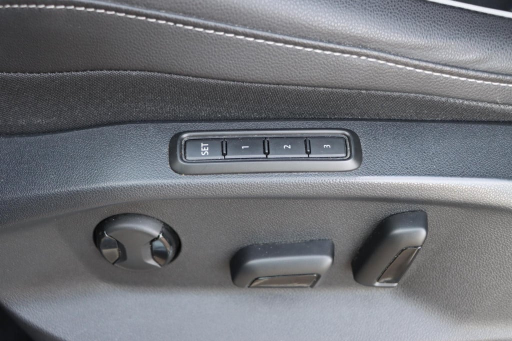 Volkswagen Tiguan 1.4 tsi ehybrid r-line business + 245pk dsg6
