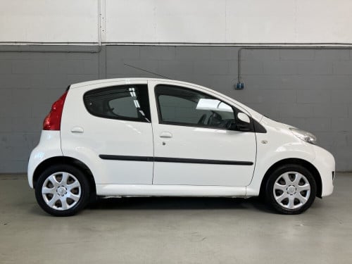 Peugeot 107 1.0-12V XS