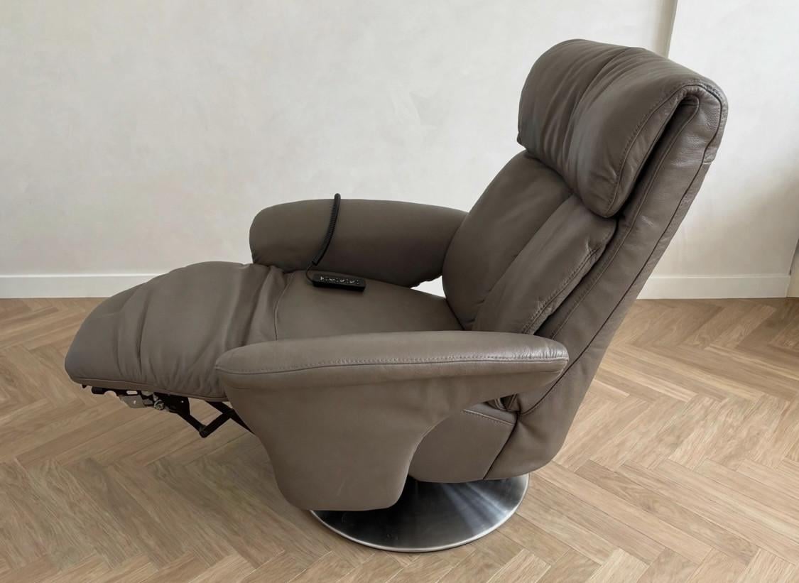 Meubelzorg sta op stoel en relax fauteuil, maat M