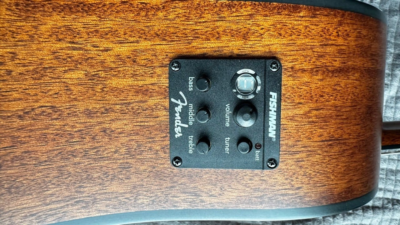 Fender akoestische basgitaar