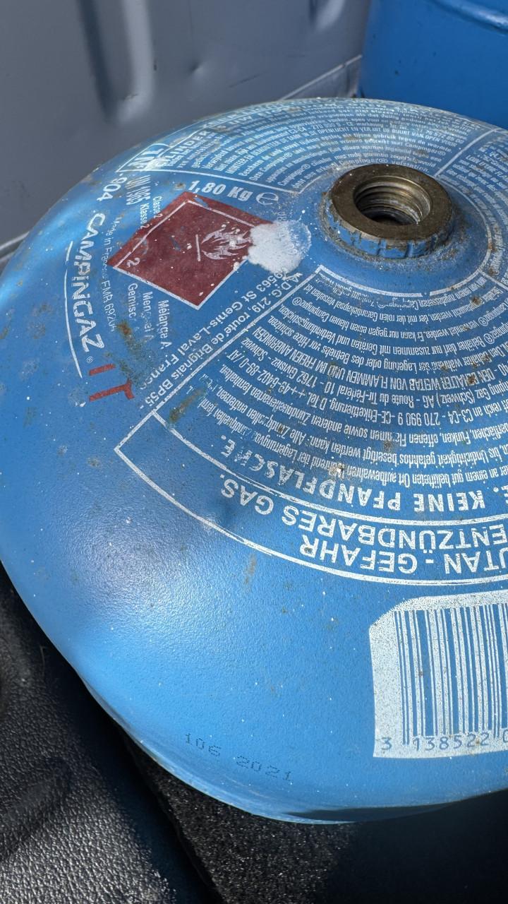 Butaangas flesjes 2.75kg (gevuld) 1.8kg (leeg)