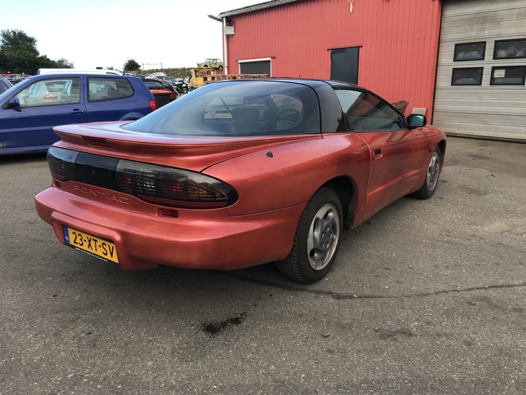 Pontiac Firebird 3.4 v6 formula