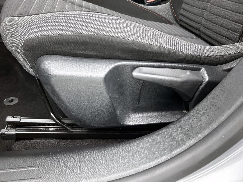 Peugeot 208 75 pk active | rijklaar |