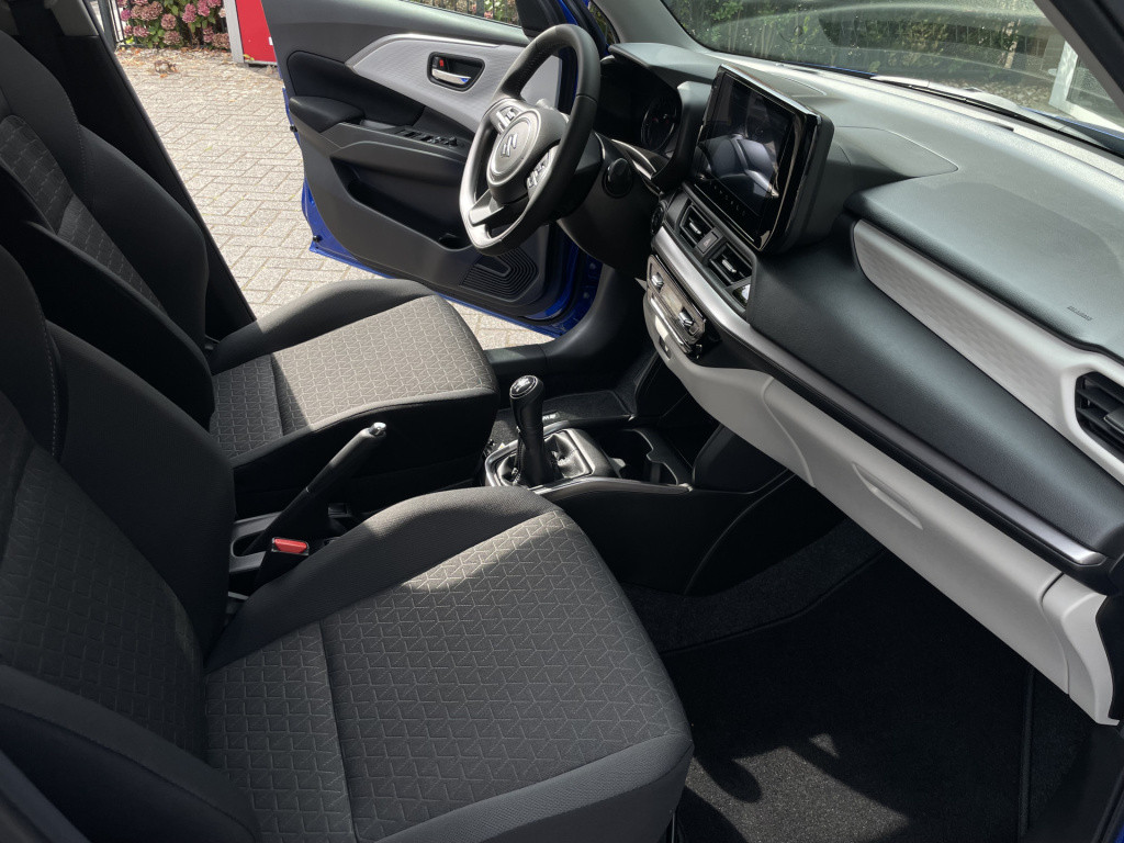 Suzuki Swift 1.2 style smart hybrid