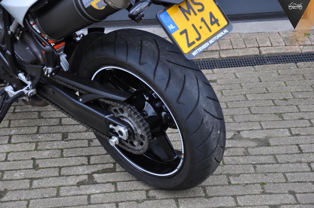 KTM 990 SuperDuke Zeer nette motor!