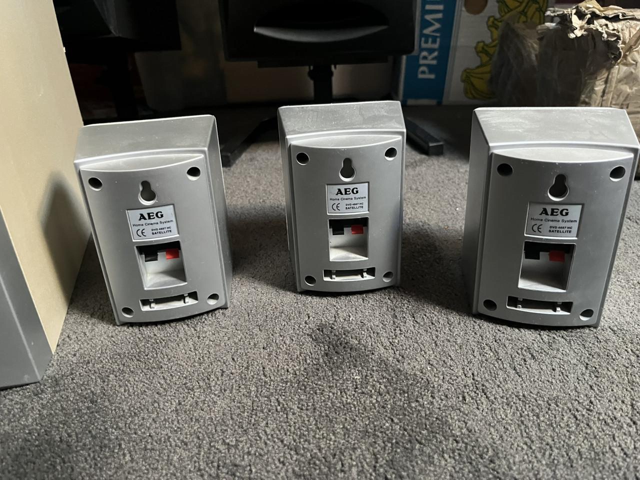 AEG 4607 HC Subwoofer en 3 spaekers Satellite