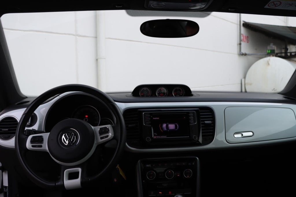 Volkswagen New Beetle 1.2 tsi exclusive series 105pk