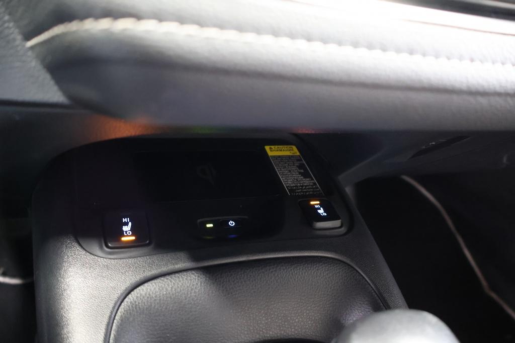 Toyota Corolla 1.8 hybrid dynamic plus | pdc | dode hoek | stoel-en stuurve