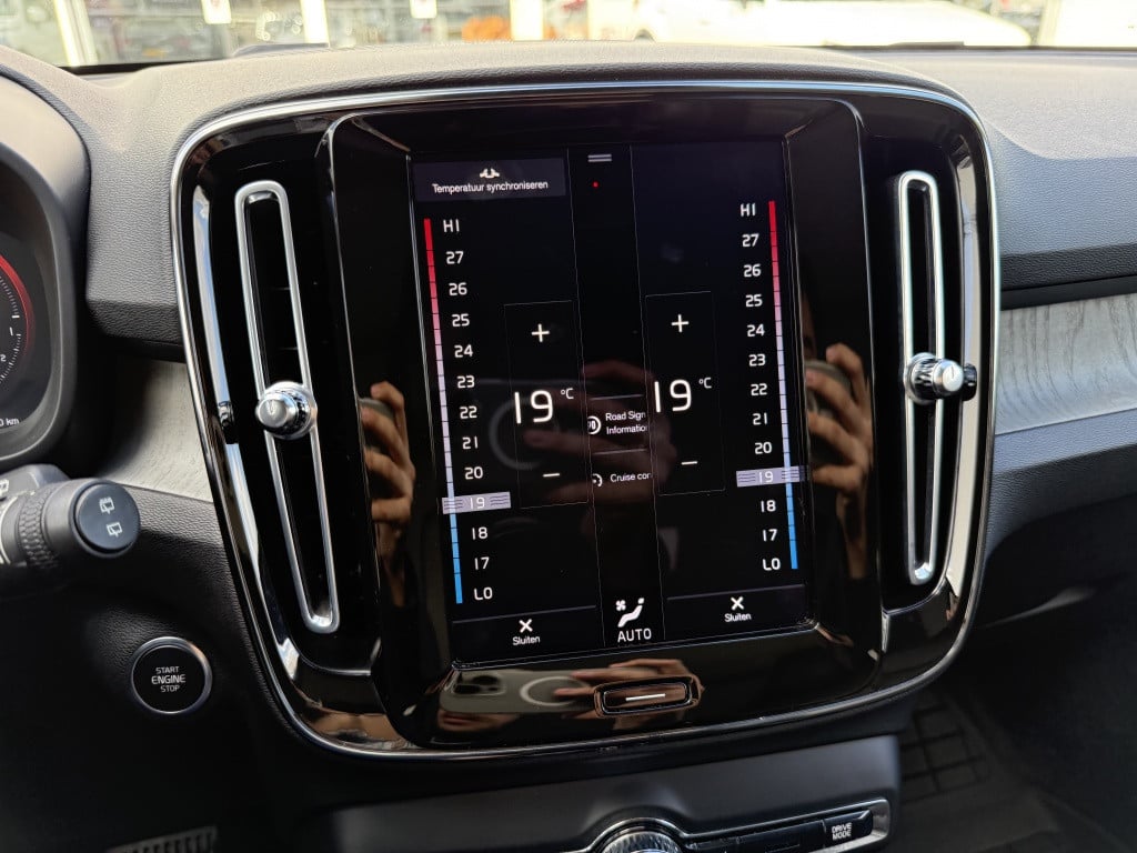 Volvo XC40 t5 262pk recharge inscription| panodak| adap.cruise| 360camera|
