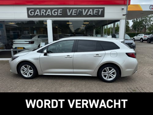 Toyota Corolla Touring Sports 1.8 hybrid active