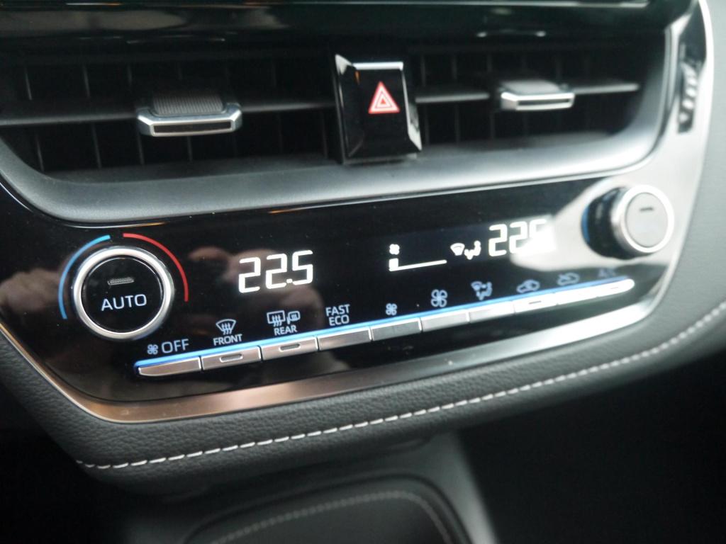 Toyota Corolla 1.8 hybrid dynamic|rijklaar