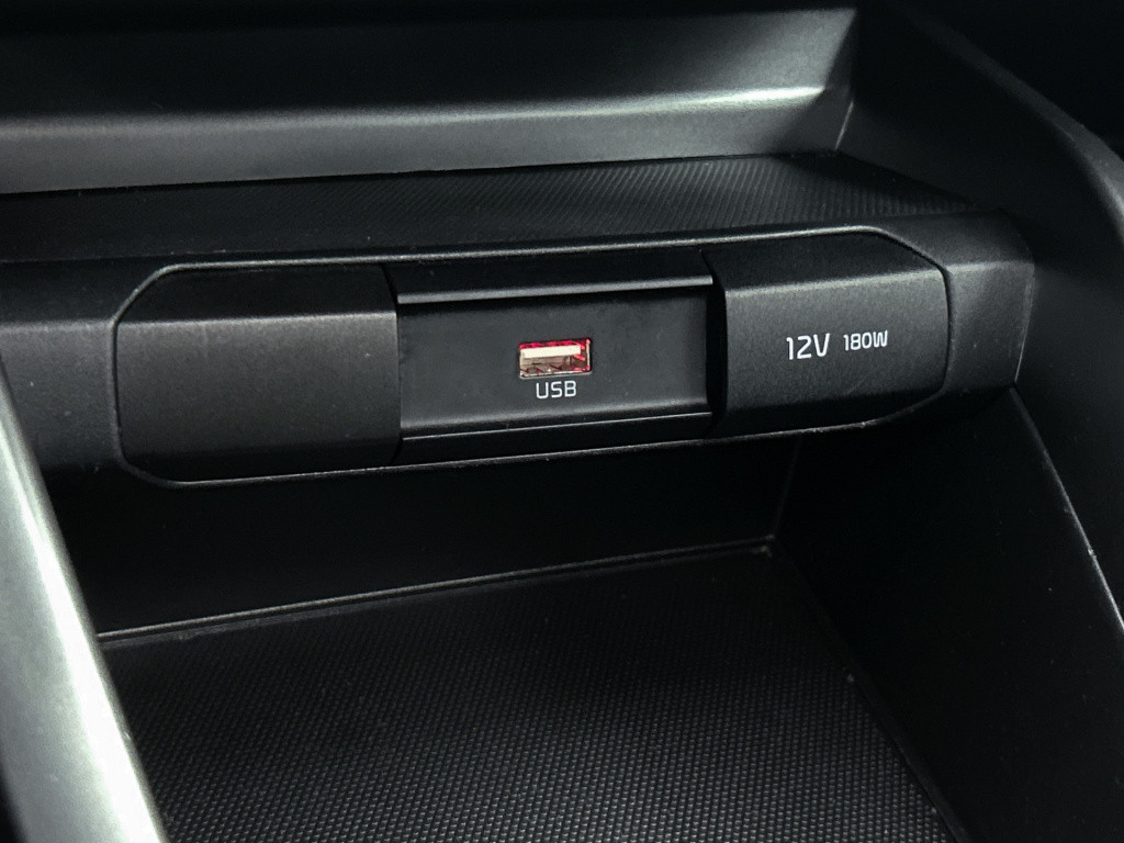 Kia Stonic 1.0 t-gdi mhev gt-plusline | trekhaak | navigatie | parkeercamer