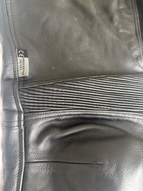 Te Koop RICHA lederen motorpak (jas en broek)