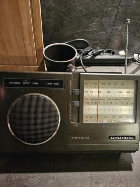 Mooie vintage Grundig Music Boy 150, goede staat..