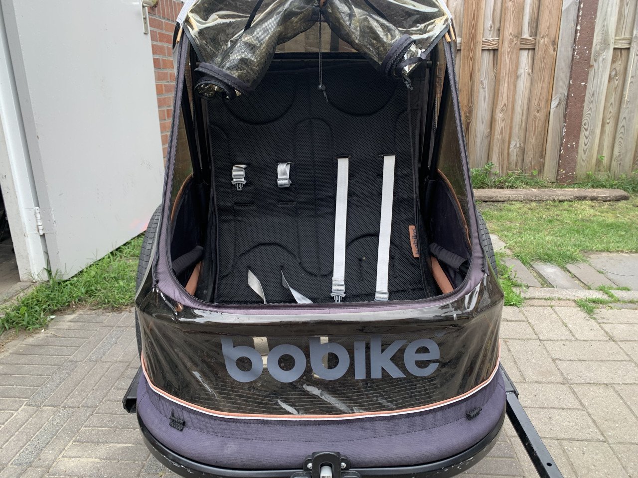 Bobike 2-in-1 fietskar en wandelwagen - zwart/bruin