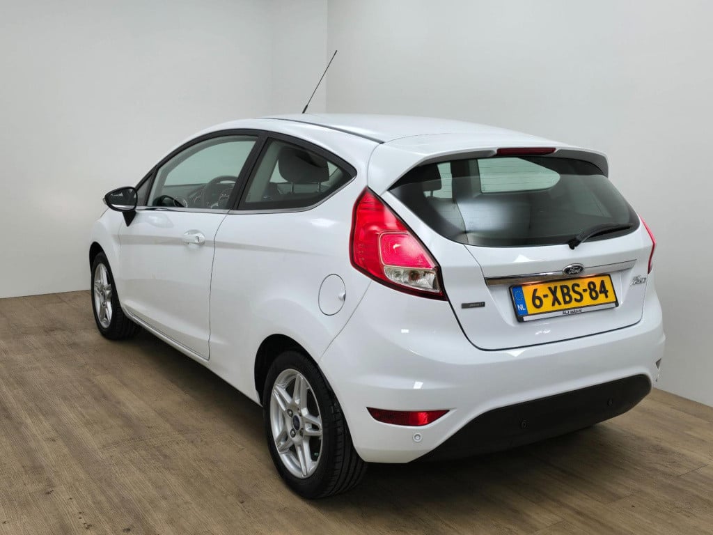 Ford Fiesta occasion 1.0 titanium luxe versie met cruisecontrol en sportvel