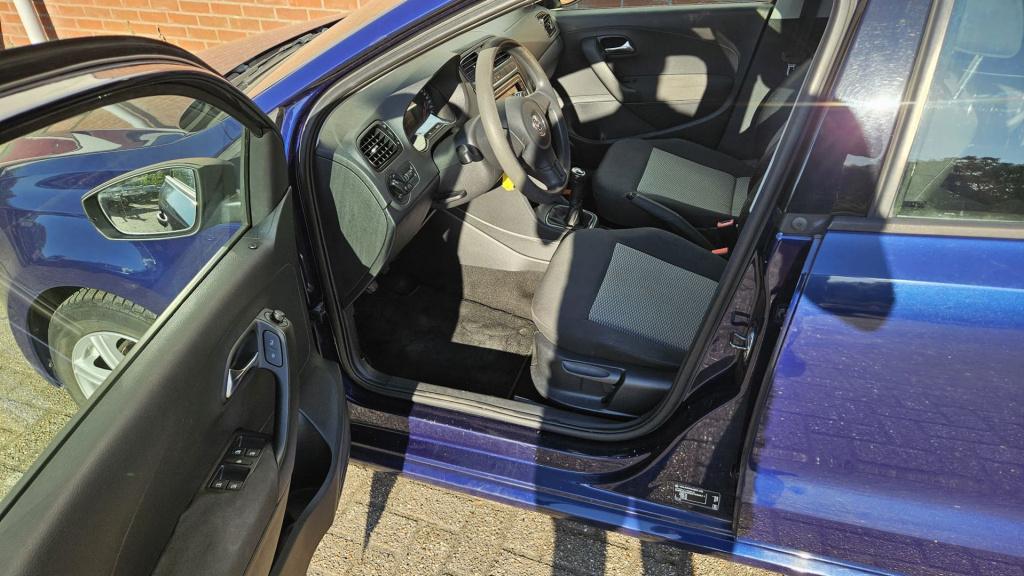 Volkswagen Polo 1.6 tdi trendline 4 cilinder