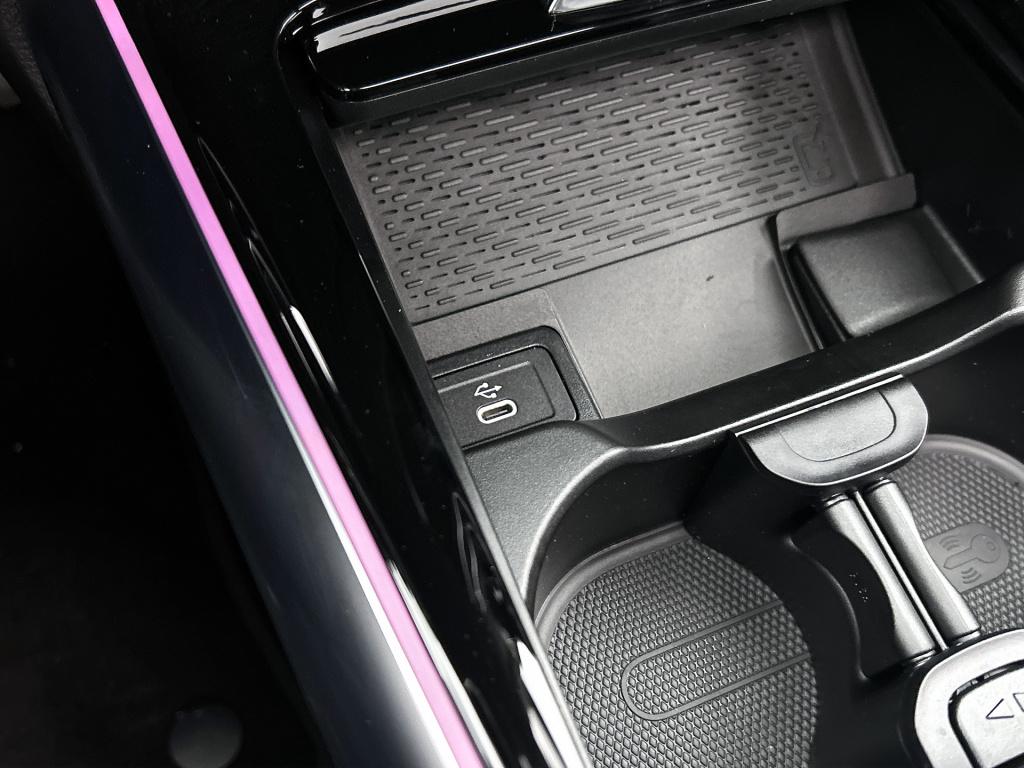 Mercedes-Benz Eqa 250+ business solution amg 71 kwh | trekhaak | nightpakke