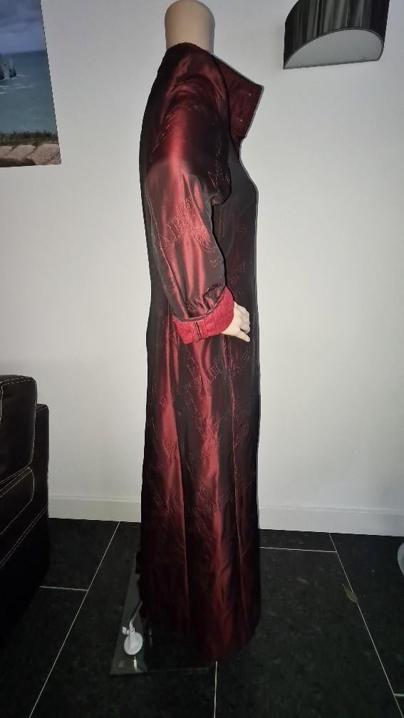 Rena Lange: Lange bordeaux jas LOVE LOVE LOVE maat 36