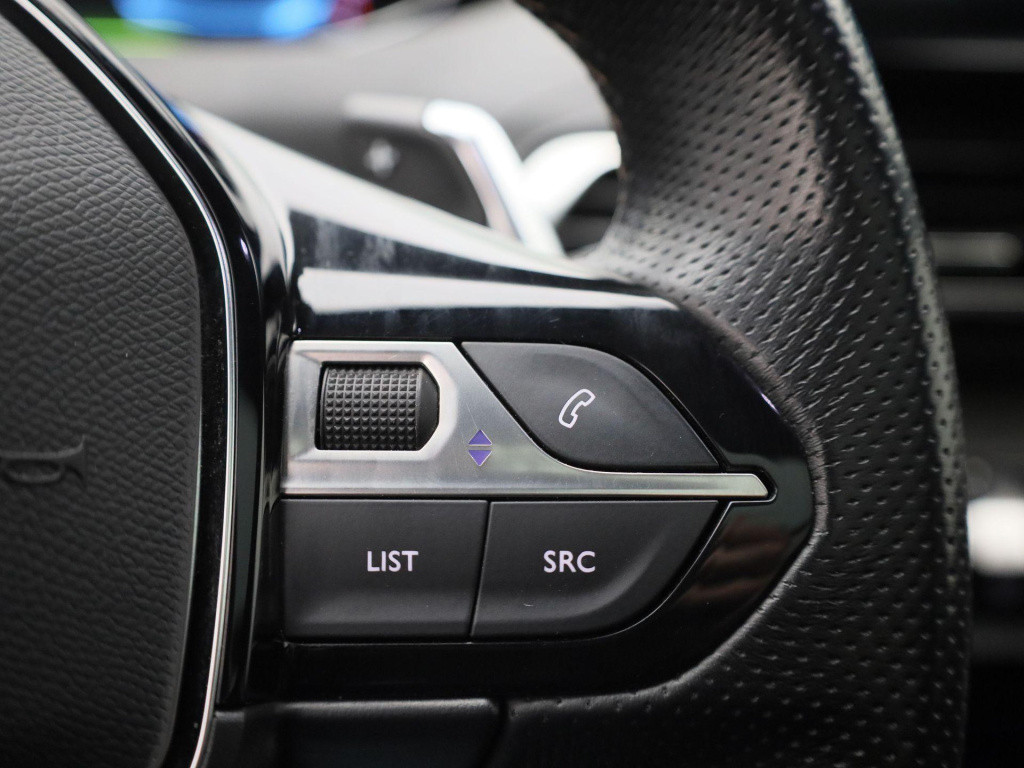 Peugeot 3008 1.6 hybrid 225 blue lease gt | panoramadak | leder | trekhaak 