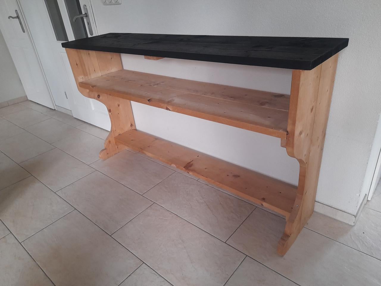 Stoere massief houten side table 165 x 39 x 93.5H ( in goede nette staat )