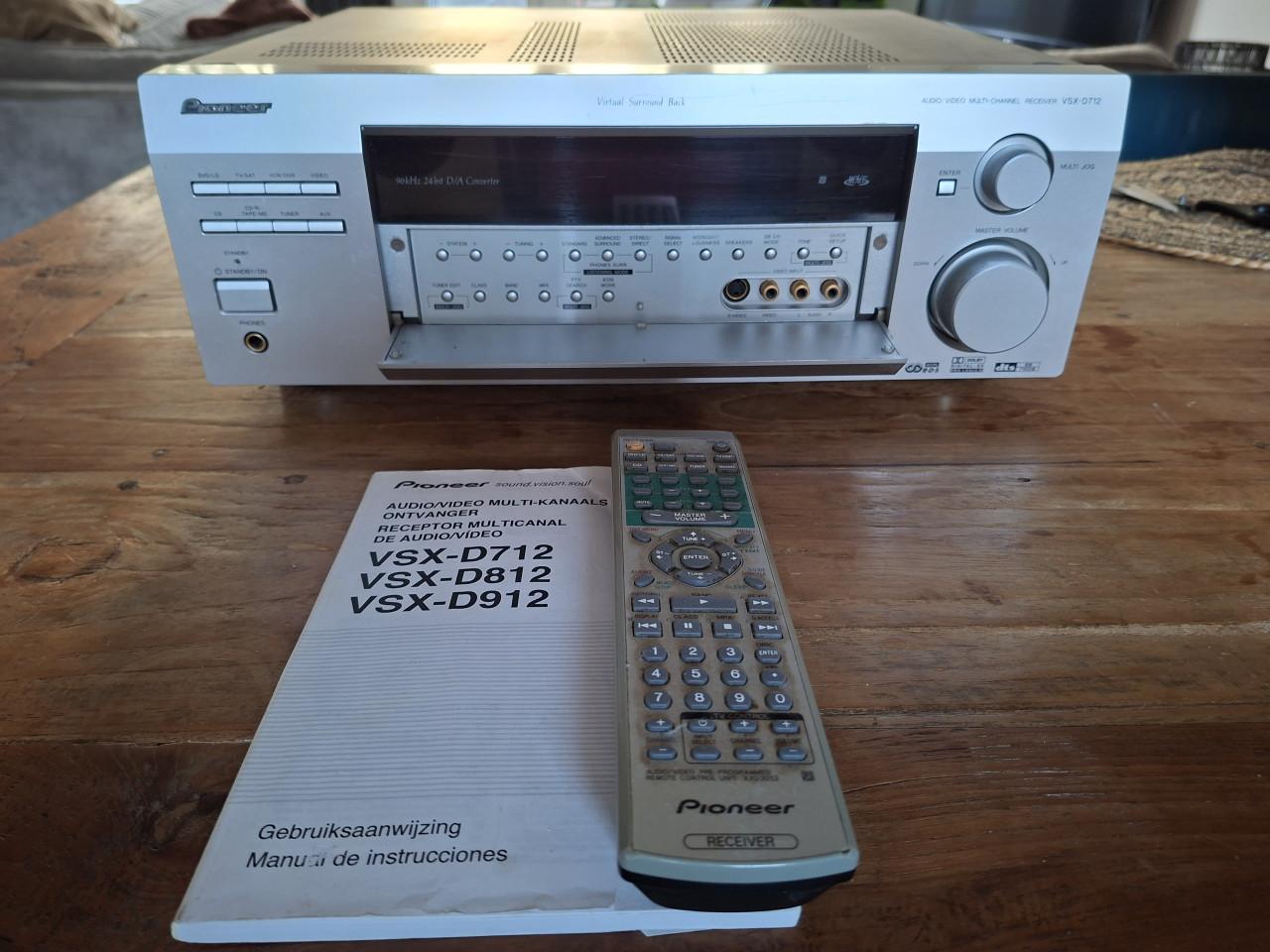 Pioneer VSX-D712 / AV Receiver - 5.1 Channel - 100w
