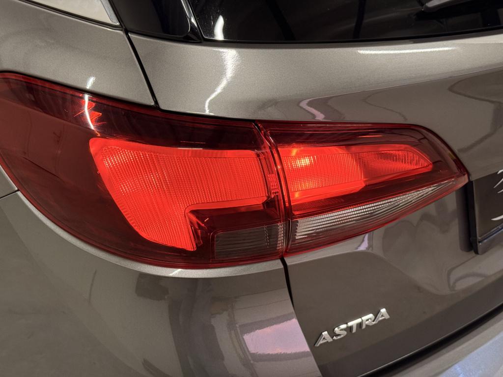 Opel Astra sports tourer 1.4 turbo | schuif/kantel dak | matrix led | stoel