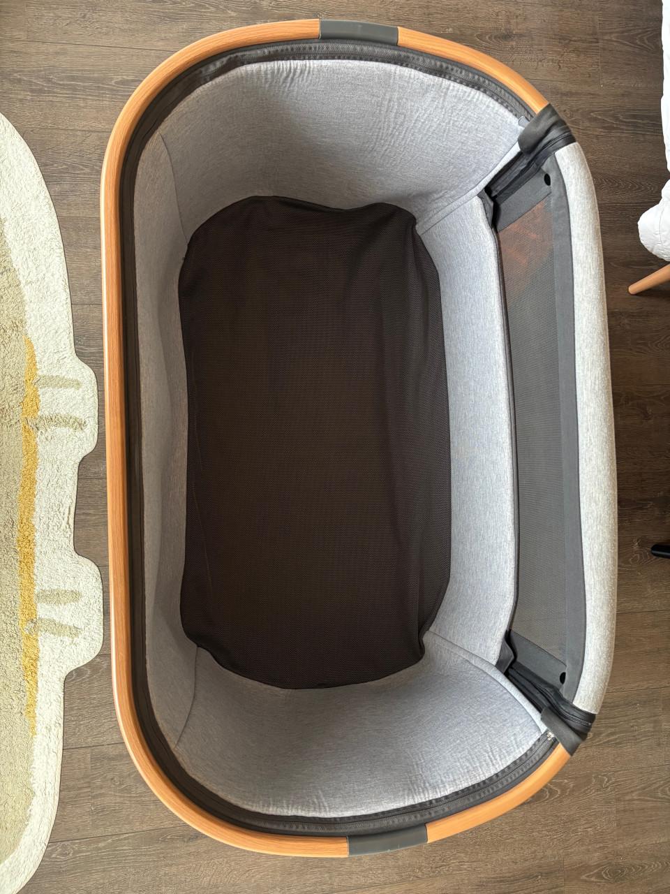 Maxi Cosi Iora co-sleeper grijs