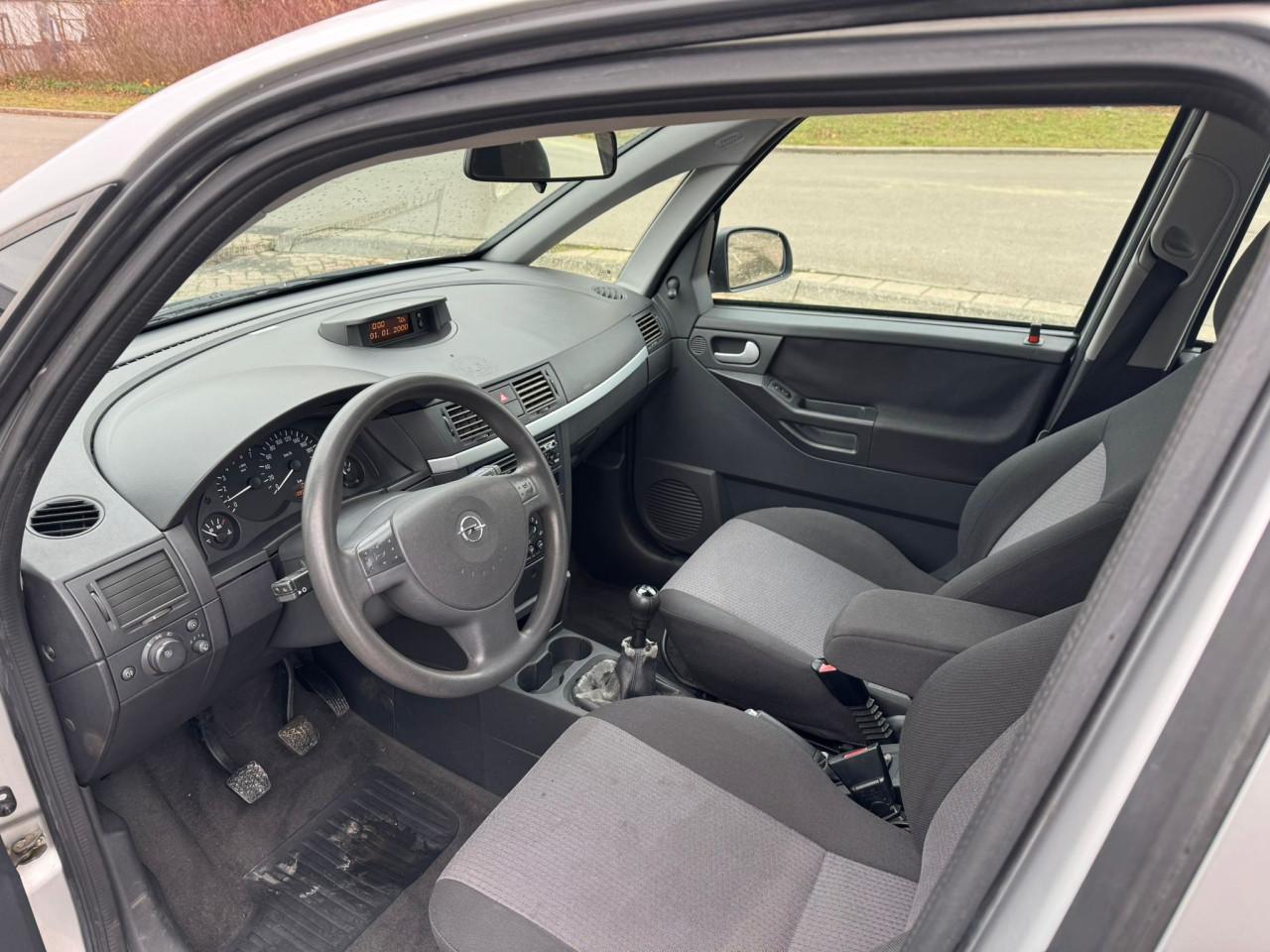 Opel meriva bj 2004  1500 euro