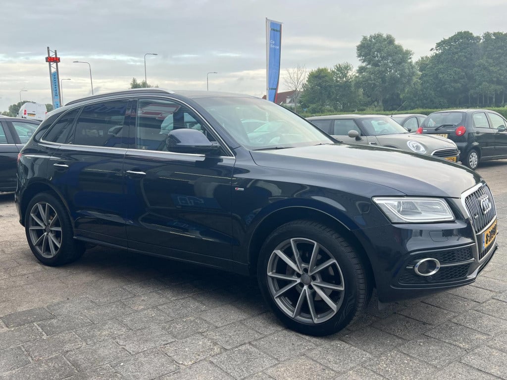 Audi Q5 2.0 tfsi quattro s edition, panoramadak, trekhaak enz...
