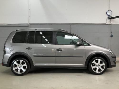 Volkswagen Cross Touran 1.4 TSi DSG Automaat
