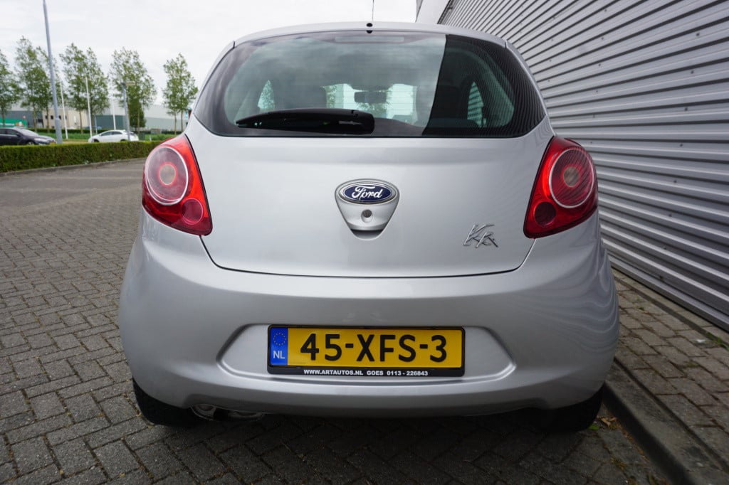Ford KA 1.2 cool & sound start/stop airco / elektr. ramen / nap