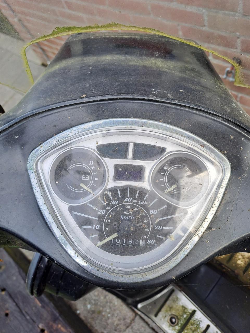 LaSouris scooter
