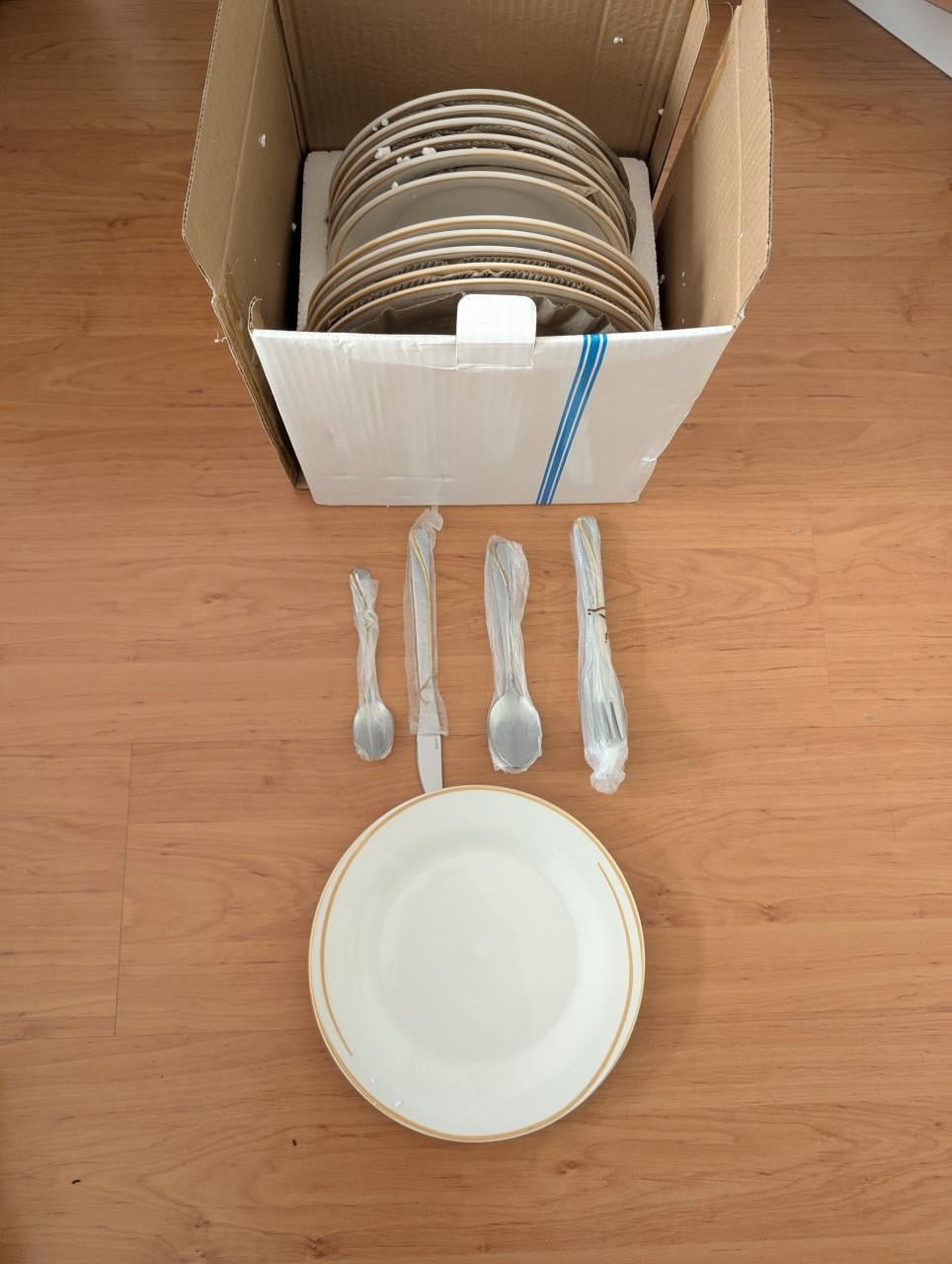 Bordenset met bestekset
