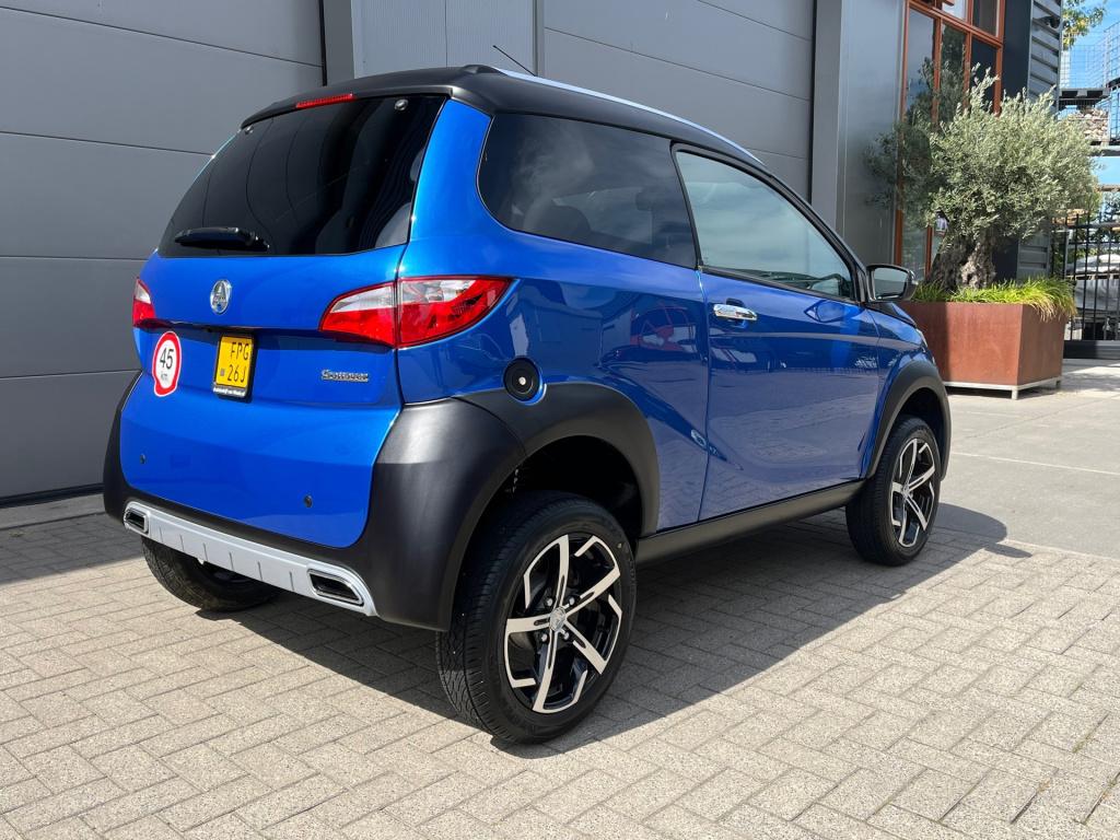 Aixam Crossover brommobiel premium airco