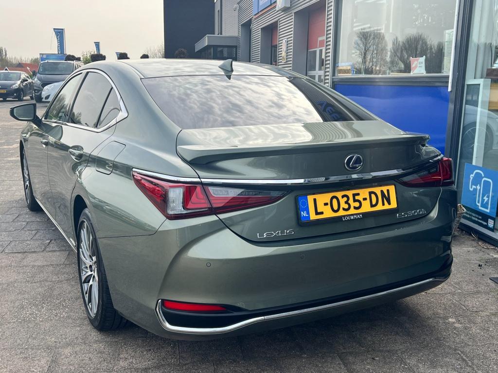 Lexus Es 300h luxury line , elektrisch panodak enz..