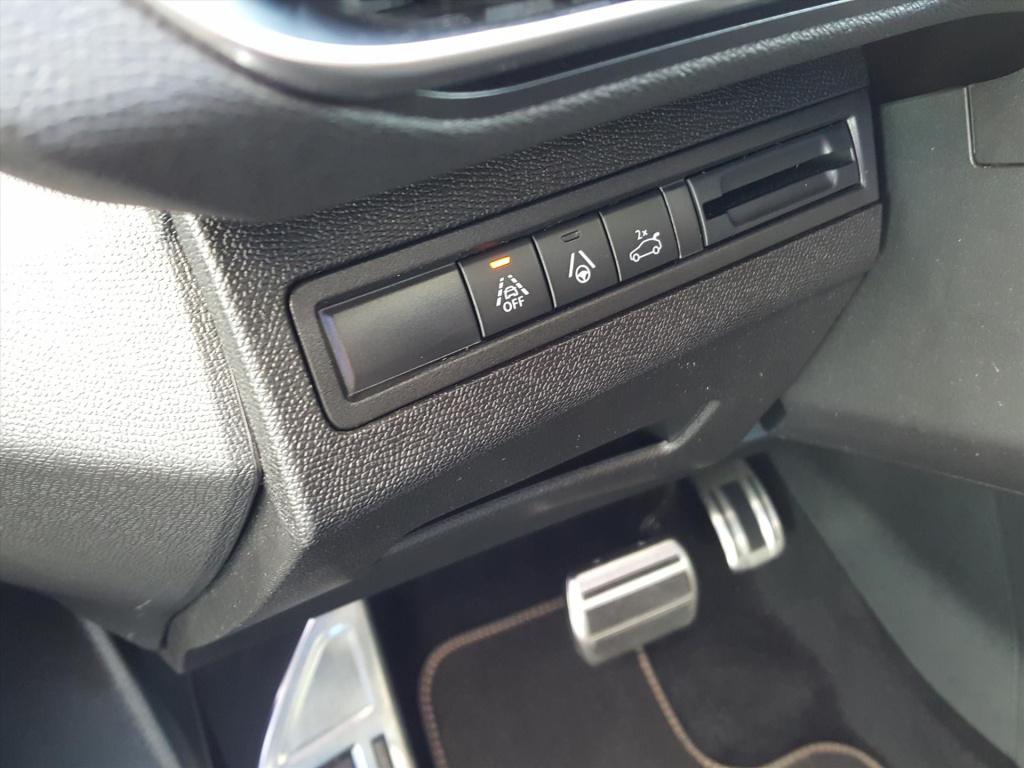 Peugeot 5008 gt 1.2-130pk automaat(t8/7p)trekhaak | apple carplay&android a