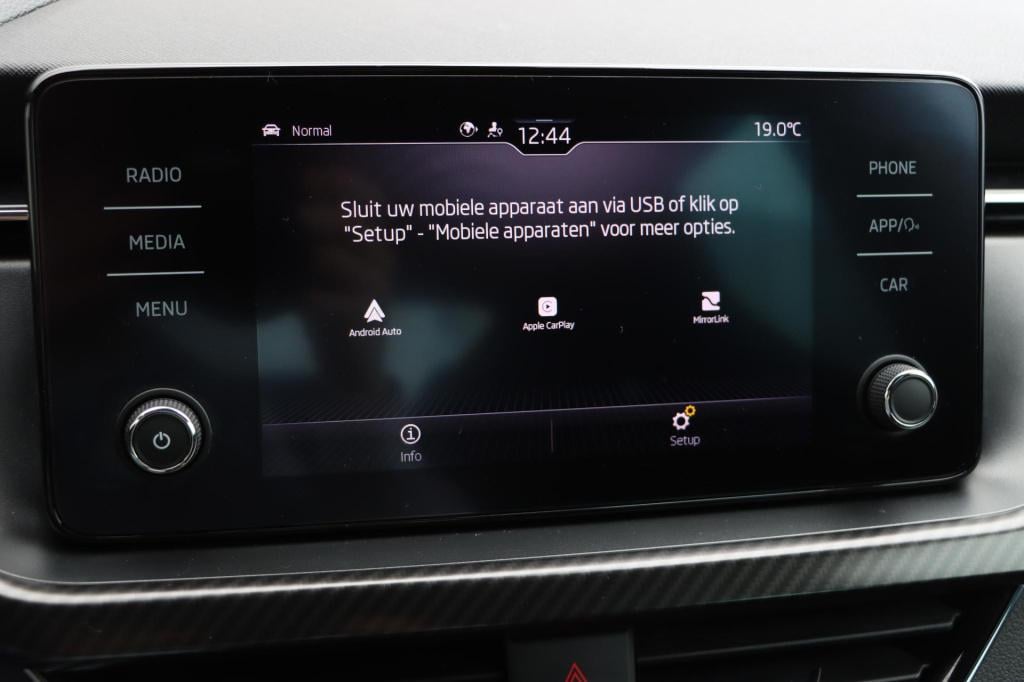 Skoda Kamiq 1.0 tsi monte carlo 110pk dsg7