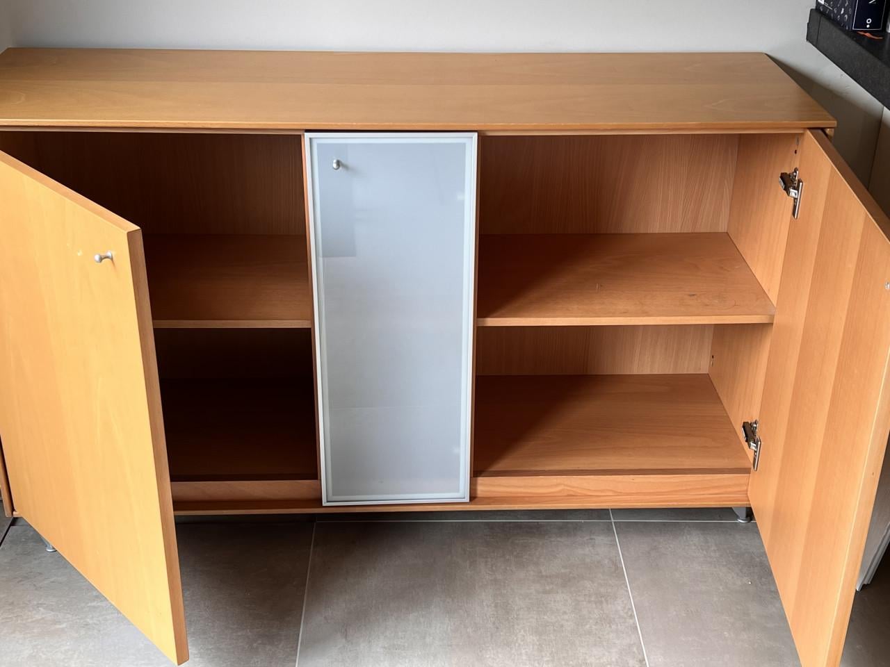 3 deurs lichtbeuken dressoir