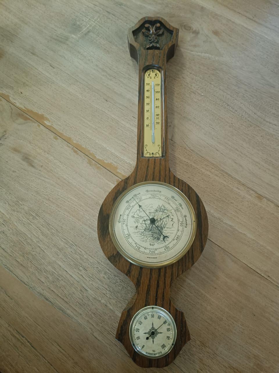 Antieke barometer