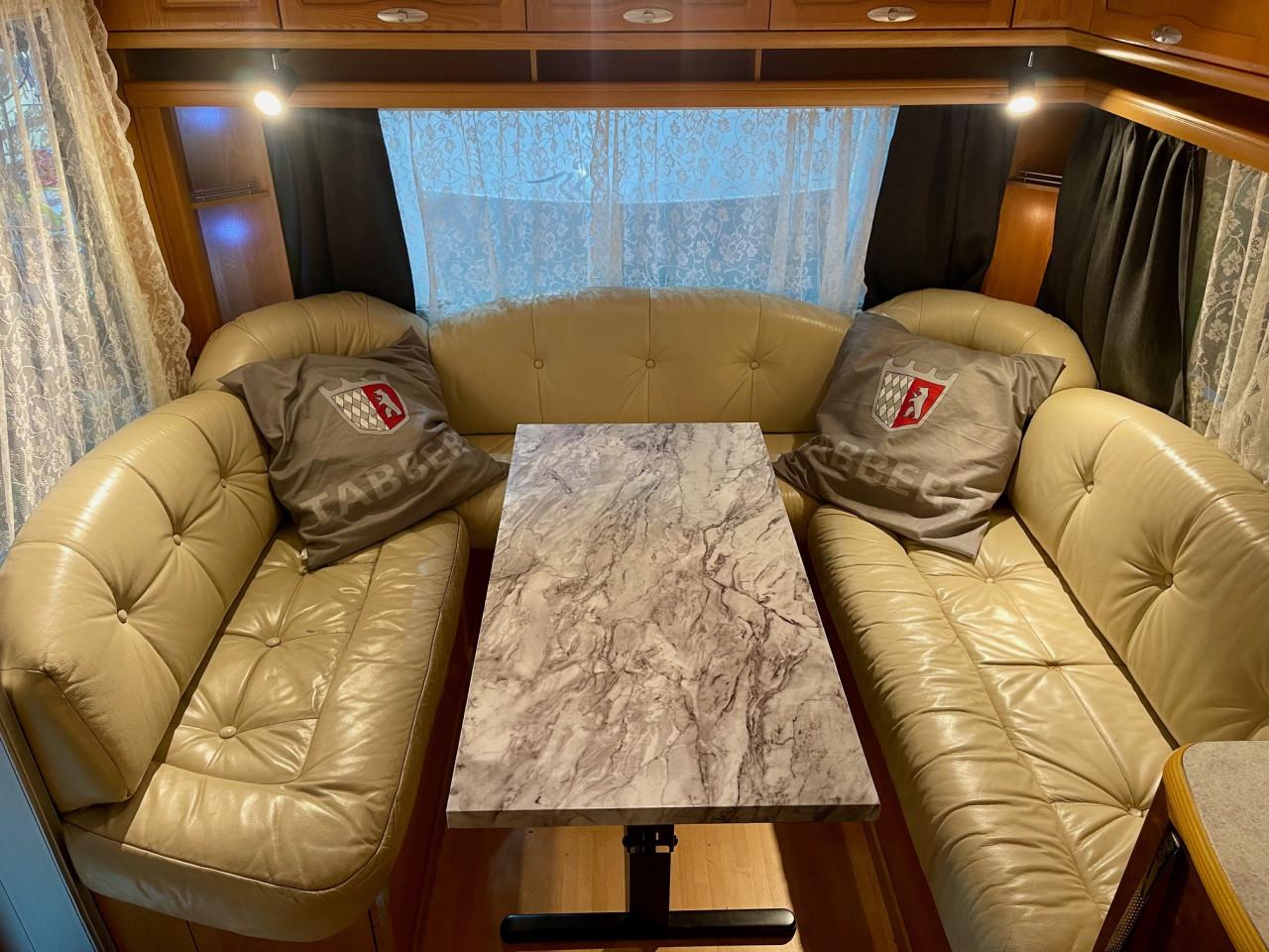 Tabbert Comtesse 620 (2006), ruime caravan met Dorema 4‑seizoenen voortent