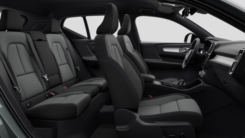 Volvo XC40 b4 gt plus dark visual park assist